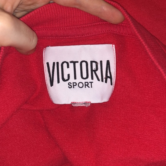 Victoria Sport Red Crewneck - Picture 3 of 5